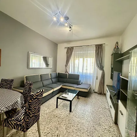 Casa Salus Apartment *